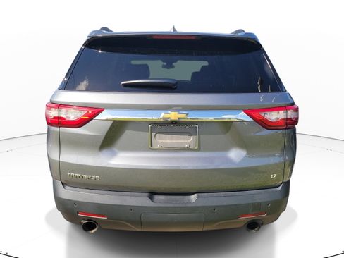 Used 2021 Chevrolet Traverse LT image 5