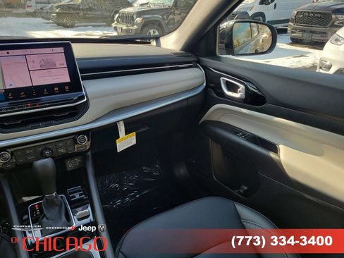 New 2026 Jeep Compass Limited w/ Sun, Sound & Navigation Group image 16