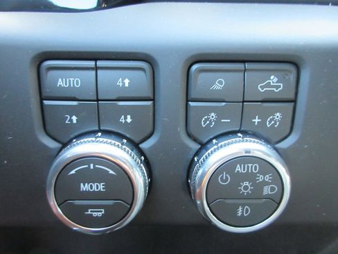 New 2026 GMC Sierra 2500 Denali Ultimate AWD/4WD image 17