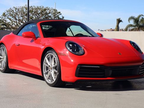 Certified 2022 Porsche 911 Carrera image 7