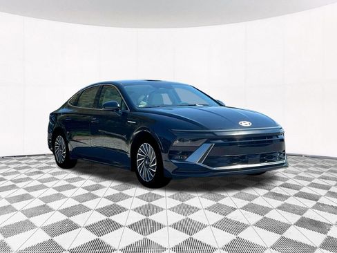 New 2026 Hyundai Sonata SEL FWD image 17