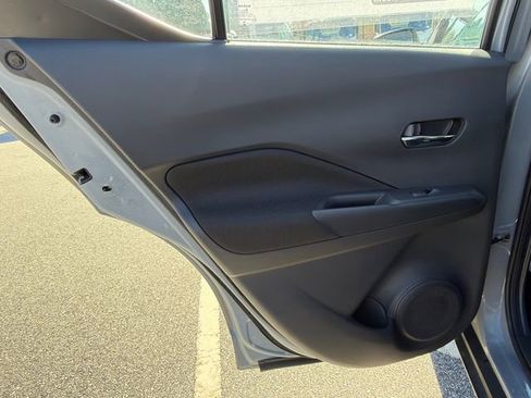 Used 2021 Nissan Kicks SV image 21