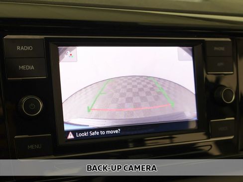 Used 2024 Volkswagen Taos S FWD image 5