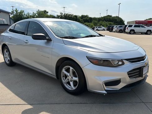 Used 2018 Chevrolet Malibu LS FWD image 23