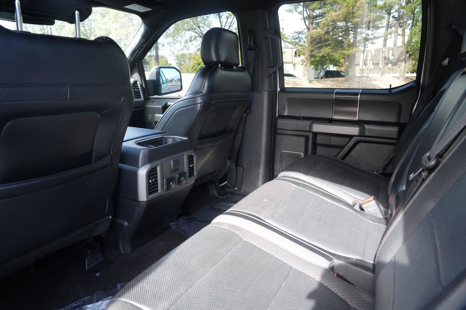 Used 2019 Ford F150 Raptor w/ Equipment Group 802A Luxury AWD/4WD image 16