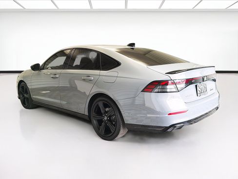 Used 2024 Honda Accord Sport image 6