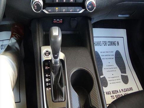 Used 2025 Nissan Altima 2.5 SV image 22