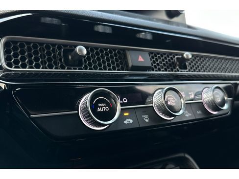 Used 2025 Honda Civic Sport image 26