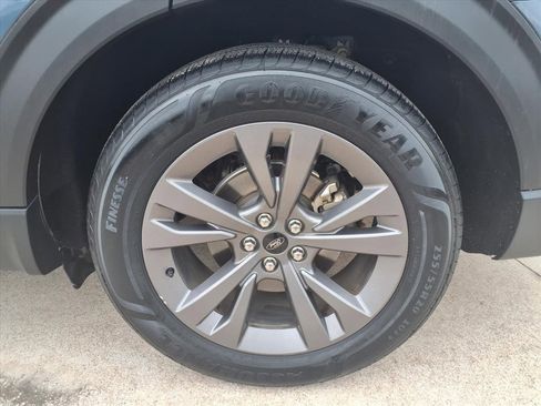 Used 2021 Ford Explorer XLT w/ Equipment Group 202A image 27