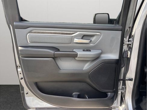 Used 2020 RAM 1500 Big Horn AWD/4WD image 30