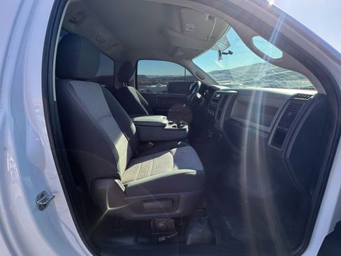 Used 2011 RAM 2500 ST w/ ST Popular Equipment Group image 10