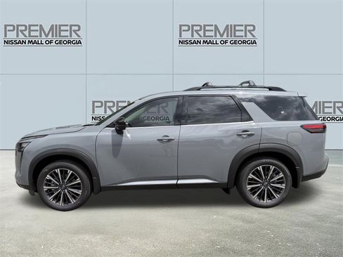 New 2026 Nissan Pathfinder Platinum FWD image 28