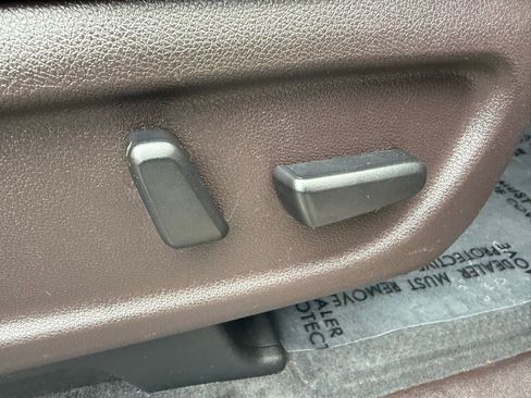 Used 2016 Kia Sedona SX Limited w/ Option Group 030 image 36