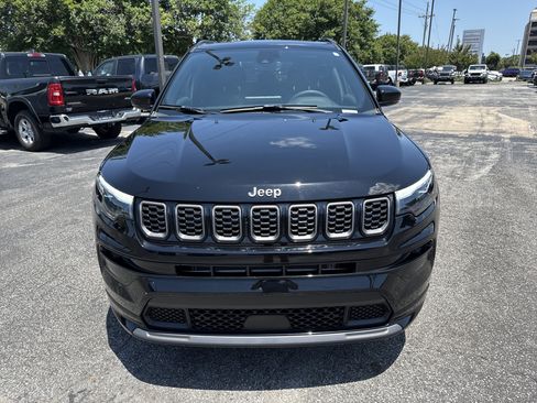 Used 2025 Jeep Compass Limited w/ High Altitude Package AWD/4WD image 3