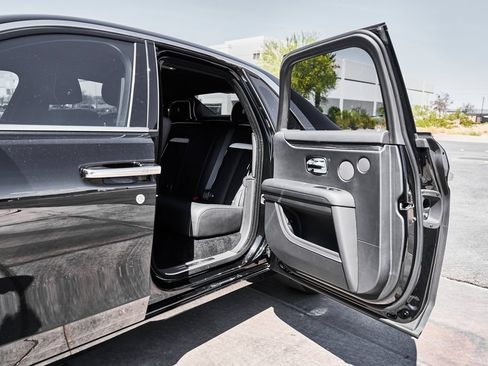 Used 2023 Rolls-Royce Ghost AWD/4WD image 25