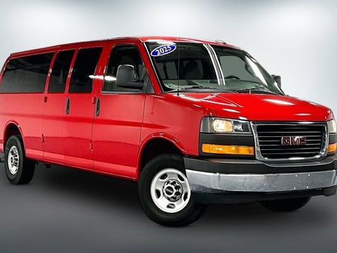 Used 2025 GMC Savana 3500 LT w/ LT Preferred Equipment Group RWD image 1
