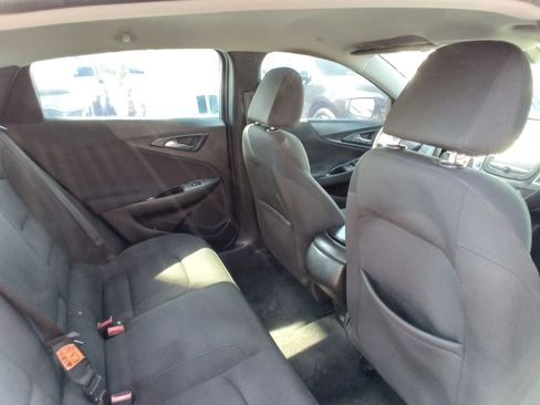 Used 2017 Chevrolet Malibu LS image 14