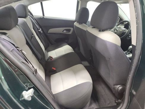 Used 2014 Chevrolet Cruze LS FWD image 6