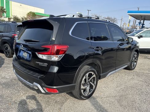 Used 2023 Subaru Forester Touring w/ Popular Package #3 image 3