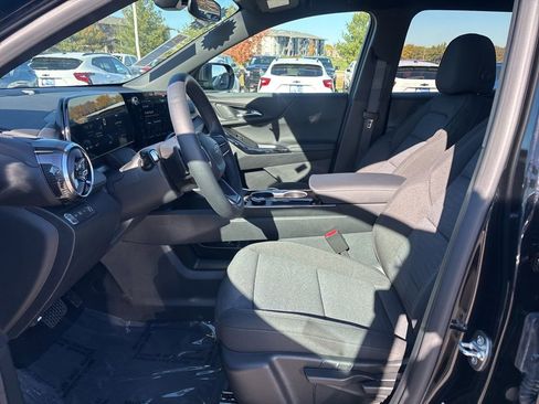 Used 2026 Chevrolet Equinox LT w/ Midnight Edition image 14