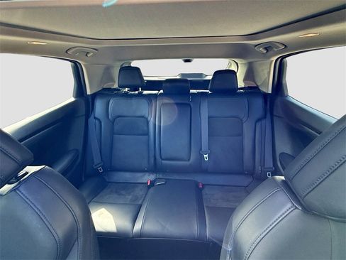 Used 2023 Nissan Ariya FWD image 24