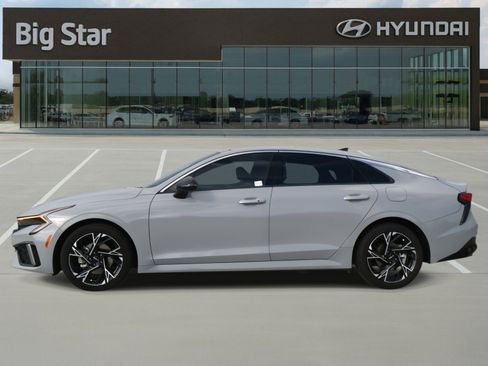 Used 2025 Kia K5 GT-Line w/ GT-Line Premium Package image 2