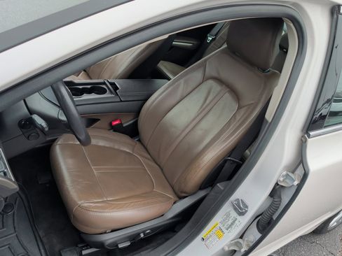 Used 2014 Lincoln MKZ Hybrid w/ Equipment Group 202A Reserve image 34