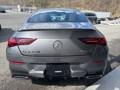 Used 2025 Mercedes-Benz CLA 250 4MATIC image 4