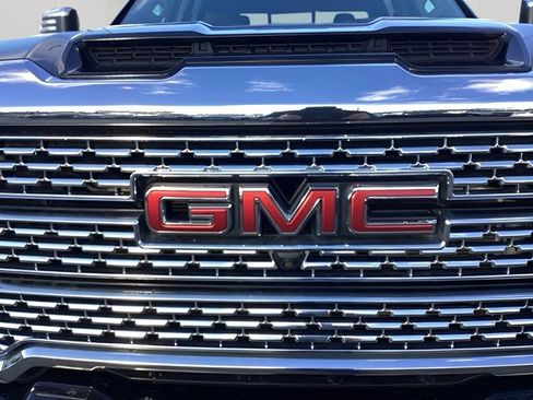 Used 2023 GMC Sierra 2500 Denali w/ Denali Ultimate Package AWD/4WD image 27