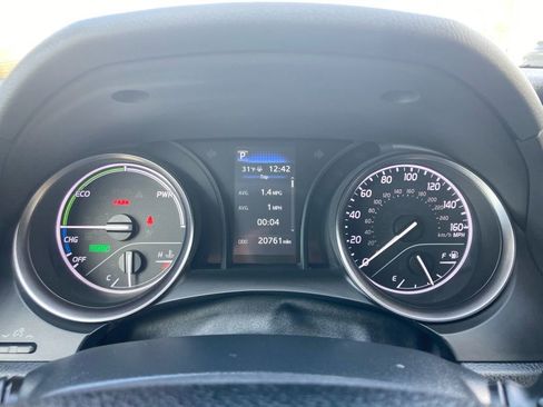 Used 2023 Toyota Camry SE image 13