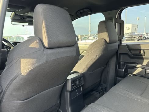Used 2025 Toyota 4Runner SR5 AWD/4WD image 22