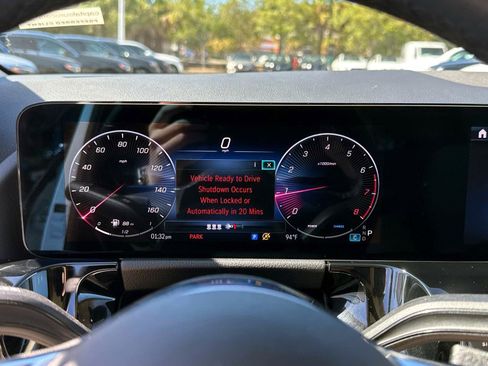 Certified 2025 Mercedes-Benz GLA 250 image 25