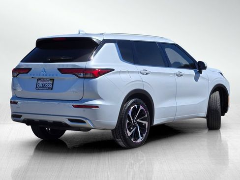 Used 2024 Mitsubishi Outlander SEL FWD image 4