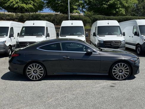 Certified 2025 Mercedes-Benz CLE 300 4MATIC Coupe image 9