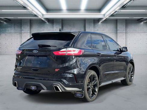 Used 2020 Ford Edge ST w/ Equipment Group 401A image 5