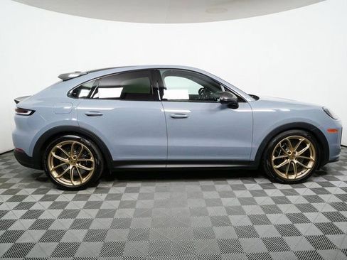 Certified 2024 Porsche Cayenne Turbo GT AWD/4WD image 28