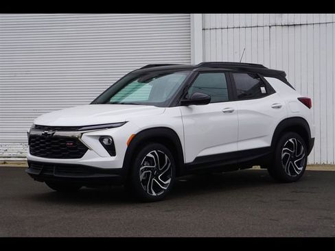New 2026 Chevrolet TrailBlazer RS w/ Convenience Package FWD image 1