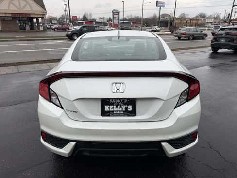 Used 2017 Honda Civic EX-T image 4