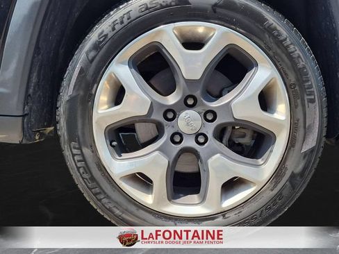 Used 2019 Jeep Compass Limited AWD/4WD image 31