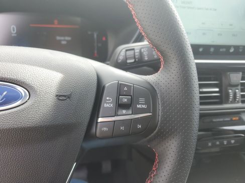 New 2026 Ford Escape ST-Line w/ Tech Pack #1 image 17