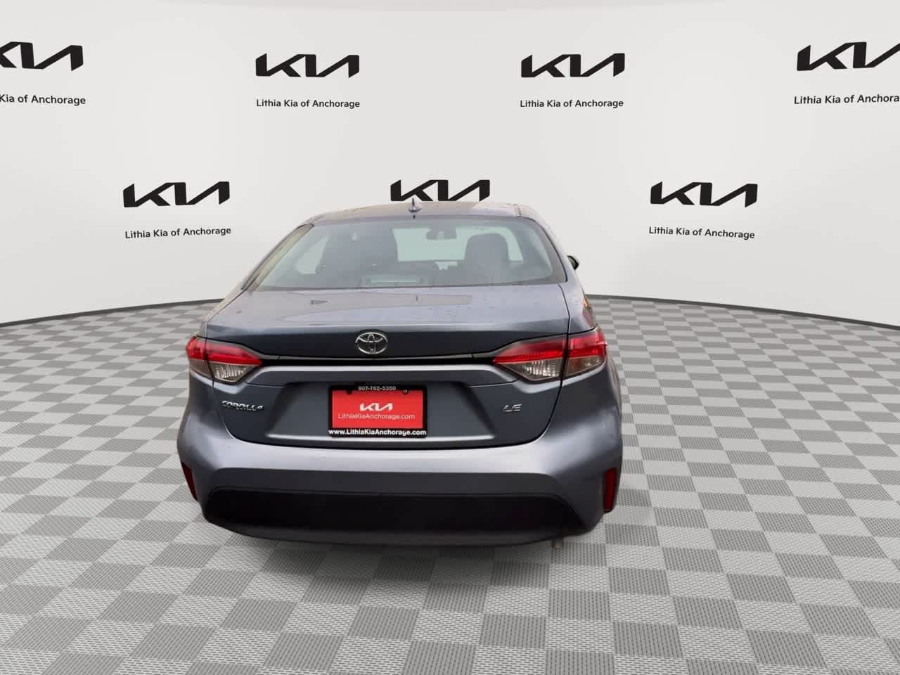 Used 2023 Toyota Corolla LE FWD image 7