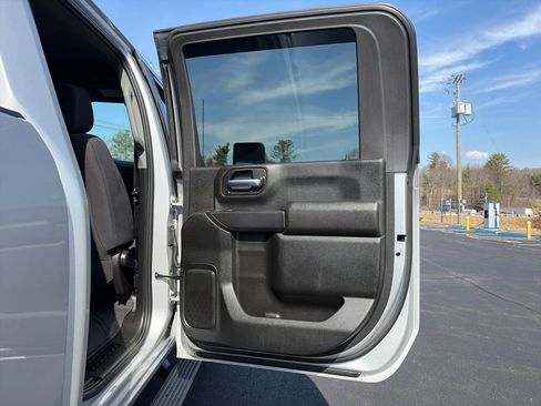 Used 2023 Chevrolet Silverado 2500 Custom w/ Gooseneck/5TH Wheel Package image 24