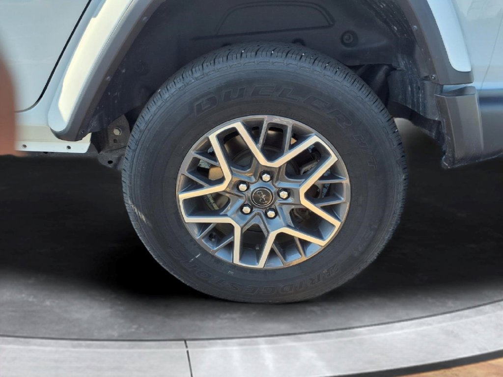 Used 2026 Jeep Wrangler Unlimited Sahara AWD/4WD image 16