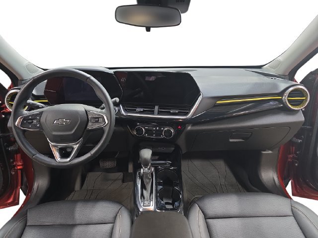 Used 2024 Chevrolet Trax ACTIV w/ Sunroof Package FWD image 13