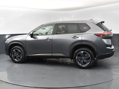 New 2026 Nissan Rogue SV image 5
