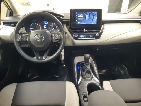 Used 2024 Toyota Corolla LE image 9