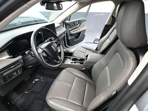 Used 2024 Lincoln Corsair Reserve image 21
