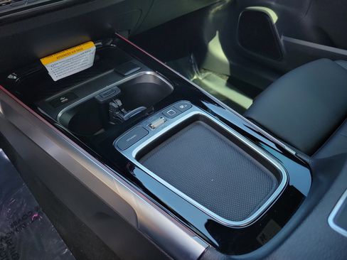 Certified 2026 Mercedes-Benz GLB 250 image 23