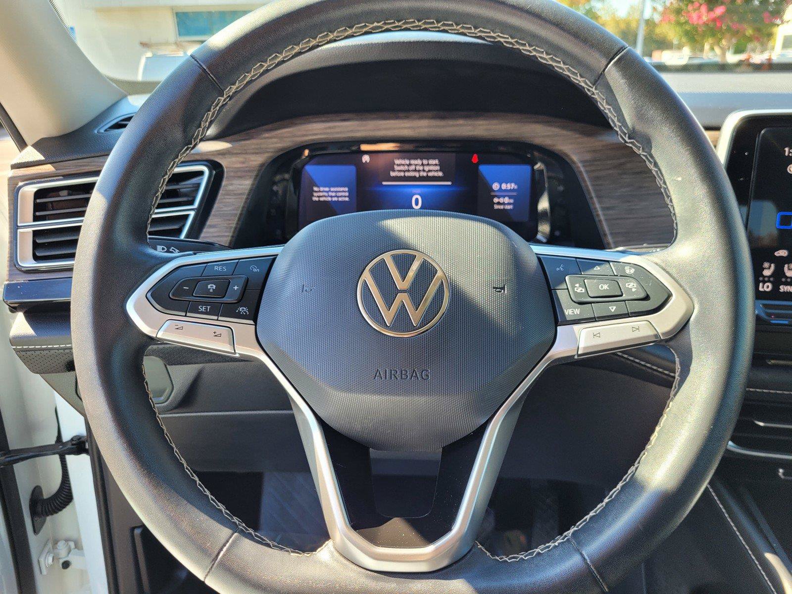 Certified 2024 Volkswagen Atlas SEL AWD/4WD image 34