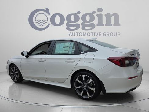 Used 2026 Honda Civic Sport Touring image 5